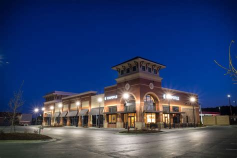 restaurants in white oak shopping center